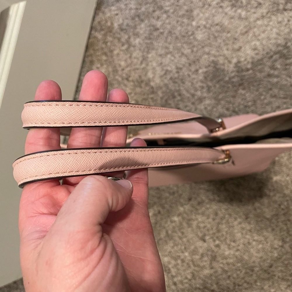 Price Drop Michael Kors Solid Blush Tote - image 4